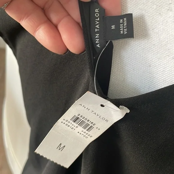 Ann Taylor Top - Picture 4 of 4